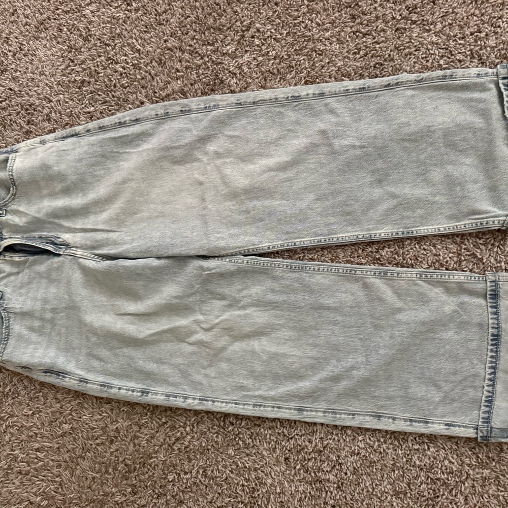Ladies Hollister Light Jeans